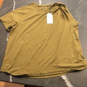 Universal Standard Dione Twist Tee NWT